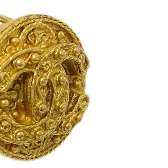 Chanel Button Earrings Gold Clip-On - Picture 4 of 4